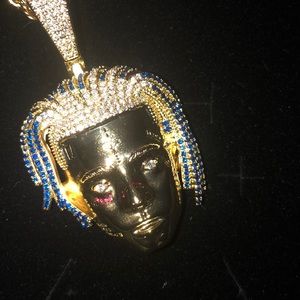 xxxtentacion necklace🖤🕊